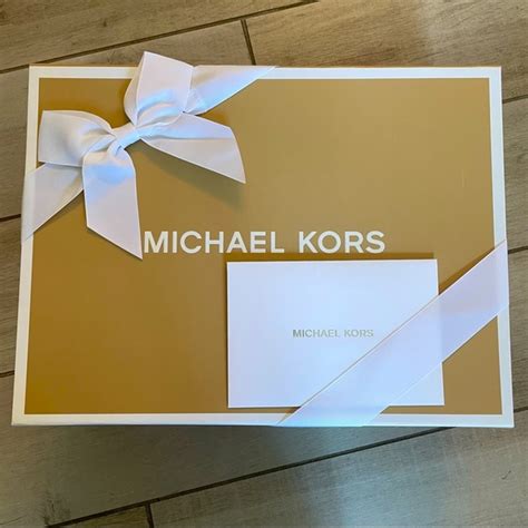 michael kors gift wrap and note